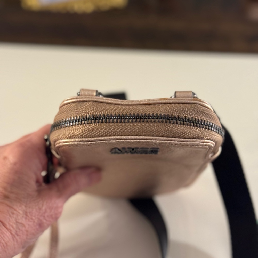 🩷 AIMEE KESTENBERG ROSE GOLD LEATHER STADIUM BAG! - Picture 10 of 11